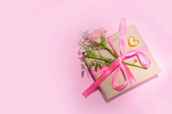 Croissant Coffee Valentines Gift Coffee Latte Mug Pink Background Copy — Stock Photo, Image