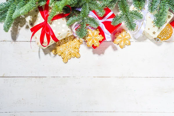 Tradizionale Sfondo Biglietto Auguri Natale Scatole Regalo Bianche Rosse Con — Foto Stock