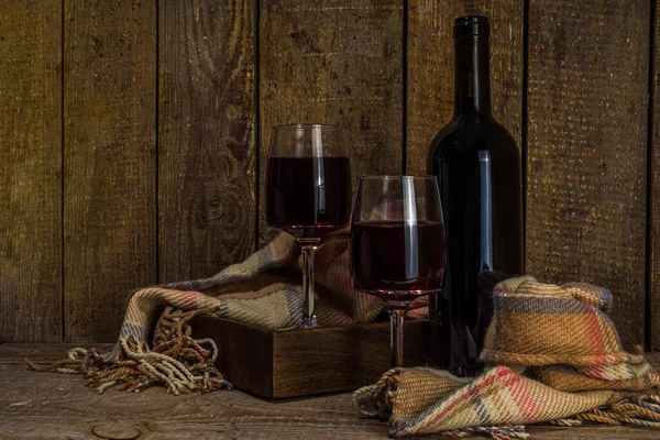 Degustazione Vini Invernali Sfondo Degustazione Bottiglia Vino Artigianale Con Due — Foto Stock