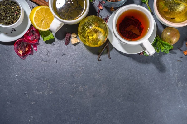 Różne Bomby Kulek Herbaty Asortyment Różnych Kulek Herbaty Suszoną Herbatą — Zdjęcie stockowe