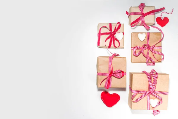 Valentijnsdag Wenskaart Achtergrond Set Van Verschillende Valentines Geschenkdozen Ambacht Hart — Stockfoto