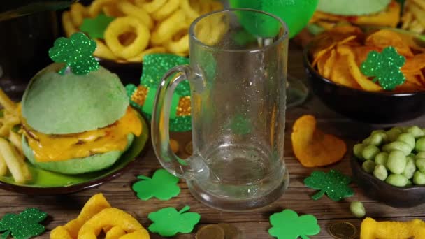 Patrick Urlaubsparty Einladung Bar Menü Hintergrund Irish Patrick Day Bier — Stockvideo