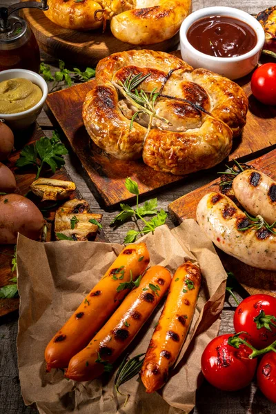 Bar Würstchen Mischen Bayerisch Rund Gummibärchen Bratwurst Mit Ketchup Senfsauce — Stockfoto