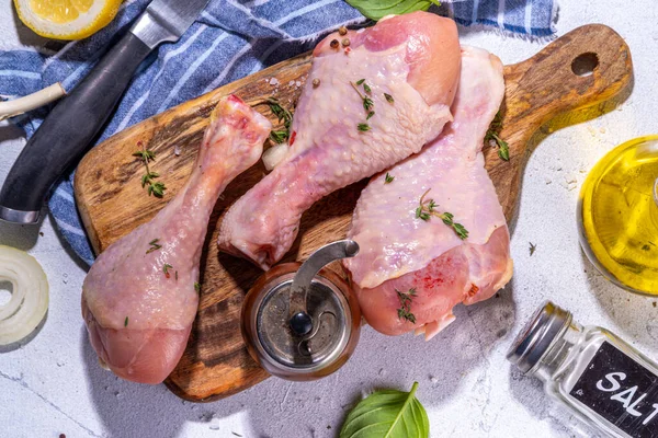 Baquetas Frango Cru Com Especiarias Para Cozinhar Baquetas Frango Cru — Fotografia de Stock