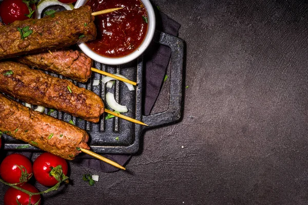 Lula Kebab Shish Kebab Espeto Madeira Com Carne Picada Grelha — Fotografia de Stock