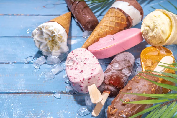 Set Various Ice Cream Popsicle Black Background Assortment Icecream Cones — Fotografia de Stock