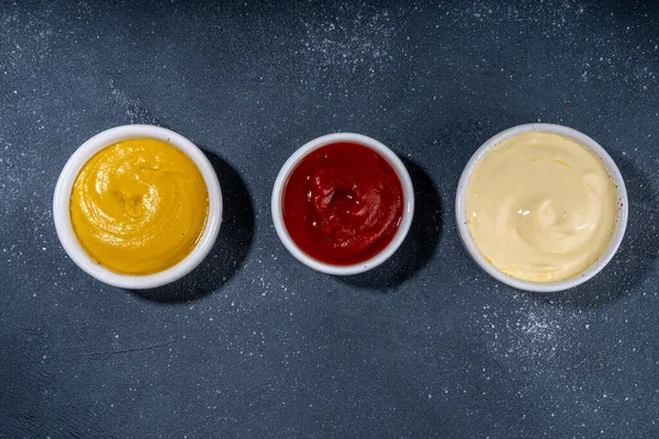 Classic Set Sauces White Saucers American Yellow Mustard Ketchup Mayonnaise — Stock Photo, Image
