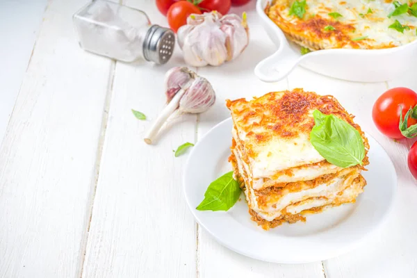Cucina Mediterranea Pasta Tradizionale Italiana Alle Lasagne Con Bolognese Bechamel — Foto Stock