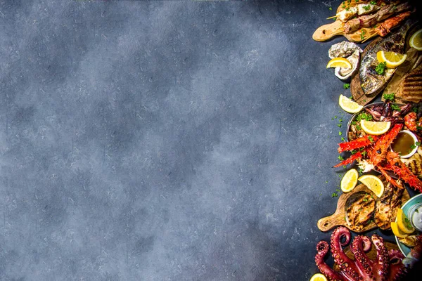 Assortiment Diverse Barbecue Mediterrane Grill Food Vis Octopus Garnalen Krab — Stockfoto