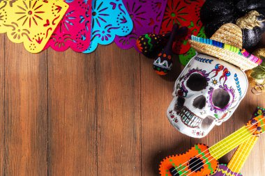 İspanyol geleneksel Meksika bayramı, Sonbahar Festivali Ölüler Günü (dia de los muertos) arka plan. Geleneksel Pan de Muerto ekmeği, süslemeler ve Marigold ve cempasuchil çiçekleriyle