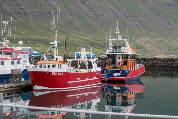 Neskaupsstadur Islandia Lipca 2021 Łodzie Porcie Neskaupsstadur Obrazy Stockowe bez tantiem