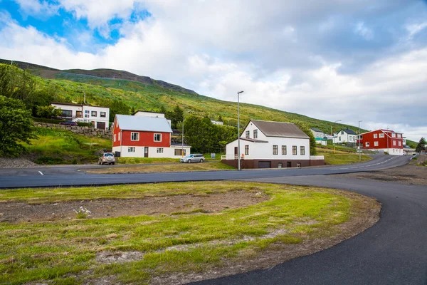 Bâtiments Dans Village Eskifjordur Dans Est Islande — Photo