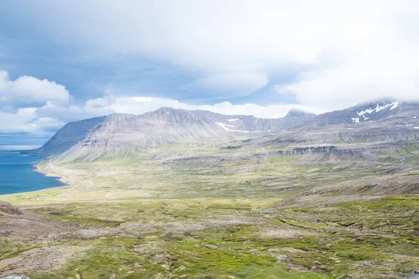 Вид Вайділейсуфйордюр Фіорд Страндірі Заході Ісландії — стокове фото
