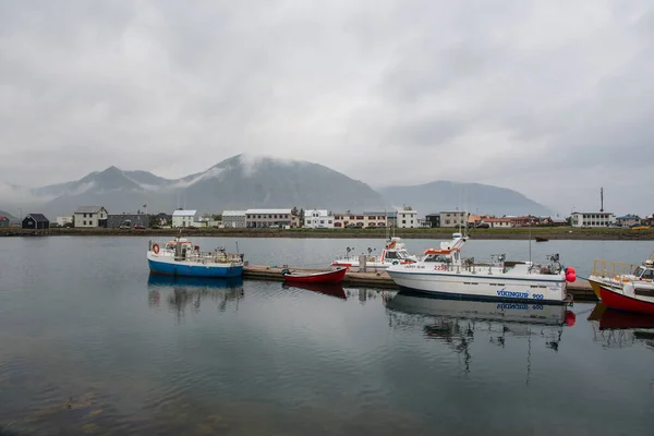 Flateyri冰岛 7月6日 2021年 冰岛西部Flateyri港的渔船 — 图库照片