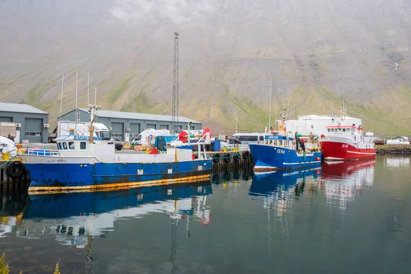 Isafjordur Islândia Julho 2021 Velhos Barcos Pesca Porto — Fotografia de Stock