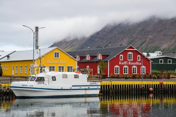 Siglufjordur Iceland August 2021 Boats Port Siglufjordur Restaurants Background — Photo