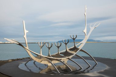 Reykjavik, İzlanda - 23 Ekim. 2021: Sahilde Sanat Çalışması Solfarid