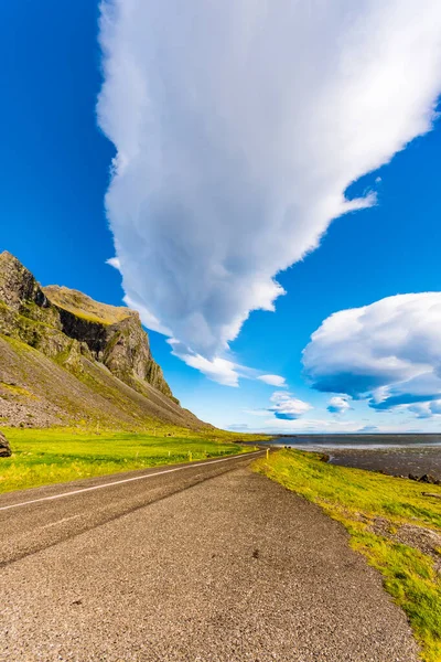 Road Eystrahorn East Iceland — Stockfoto
