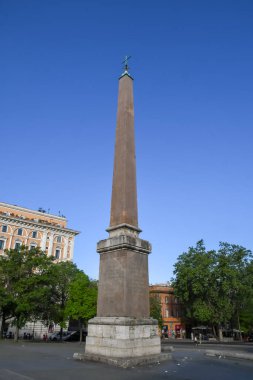 Roma 'da (İtalya) antik harabeler - Obelisco Esquilino, Obelisk Sabah Basilica di Santa Maria Maggiore önünde