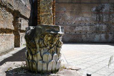 Villa Adriana (Tivoli, Italy) - Piazza d'Oro (Golden Square)