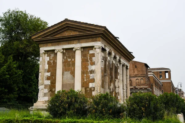 Ancient Ruins Rome Italy Tempio Portuno Temple Portunus Forum Boarium — Φωτογραφία Αρχείου