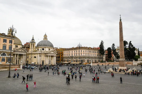 Ikertemplomok Obeliszk Piazza Del Popolo Róma Olaszország — Stock Fotó