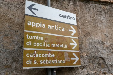 Via Appia (Appian Yolu), Roma, İtalya - Antik Roma 'nın en eski ve en önemli yolu