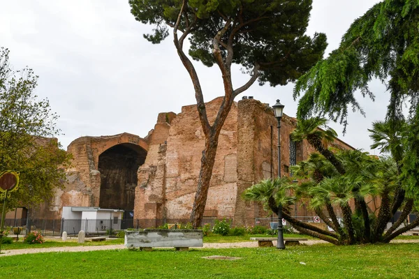 Roma 'da (İtalya) antik kalıntılar - Diocleziano Hamamlarının bulunduğu Ulusal Roma Müzesi (Terme di Diocleziano))
