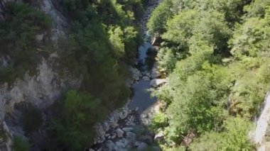 Kastamonu 'nun Kure Dağları Ulusal Parkı' ndaki Horma Kanyonu 'nun havadan görüntüsü. İHA atışı.