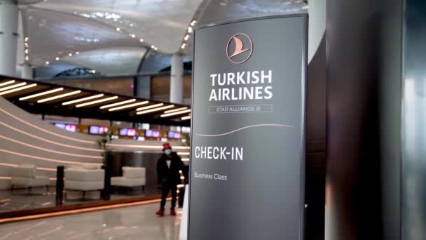 Стамбул Туреччина Лютий 2020 Лічильник Реєстрації Бізнес Класу Turkish Airlines — стокове відео