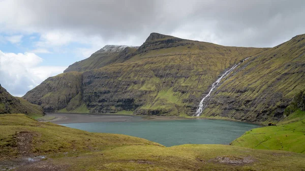 Landschap Meer Van Het Dorp Saksun Gelegen Het Eiland Streymoy — Stockfoto