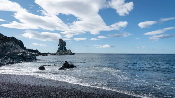 Ein Malerischer Blick Auf Den Strand Von Djupalonssandur Vulkanische Lavagesteine — Stockfoto