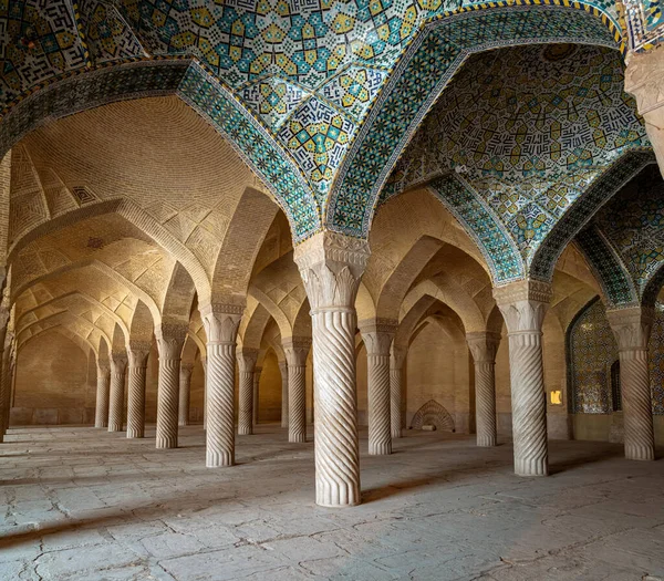 Шираз Иран Май 2019 Года Молитвенный Зал Мечети Вакил Колоннами — стоковое фото