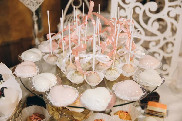 Hochzeitsbuffet Desserts Und Früchte — Stockfoto