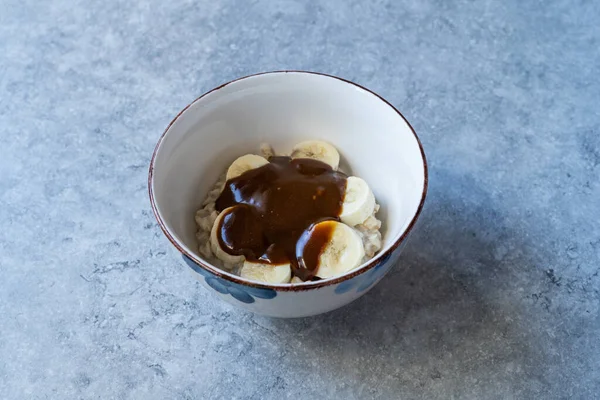 Mingau Com Melaço Tahini Banana Para Café Manhã Orgânico Saudável — Fotografia de Stock