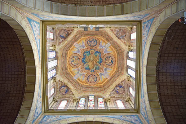 Kościół Santa Eulalia Gironella Barcelona Hiszpania — Zdjęcie stockowe