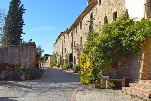 Church Cruilles Monell Gerona Catalonia Spain — стокове фото