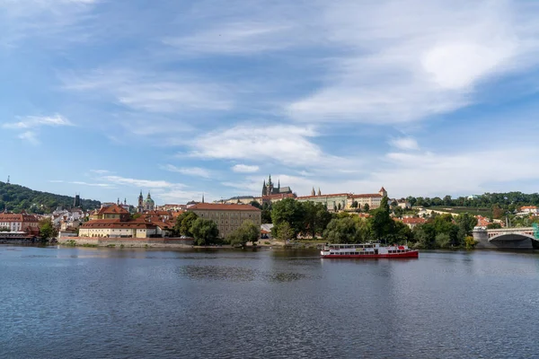 Praga Chequia Septiembre 2021 Vista Del Río Moldava Del Castillo —  Fotos de Stock