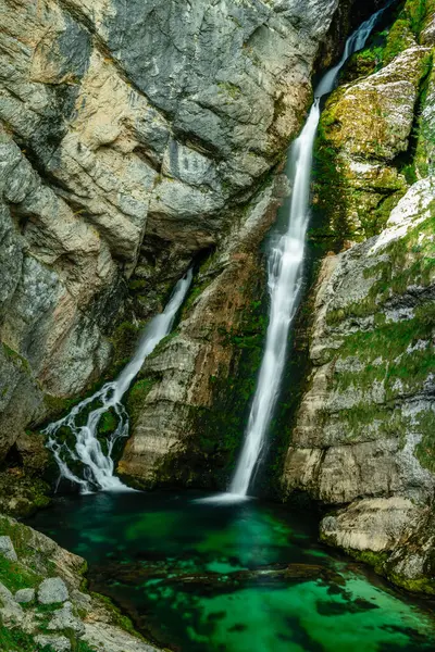 Svislý Výhled Vodopád Savica Severním Slovinsku — Stock fotografie