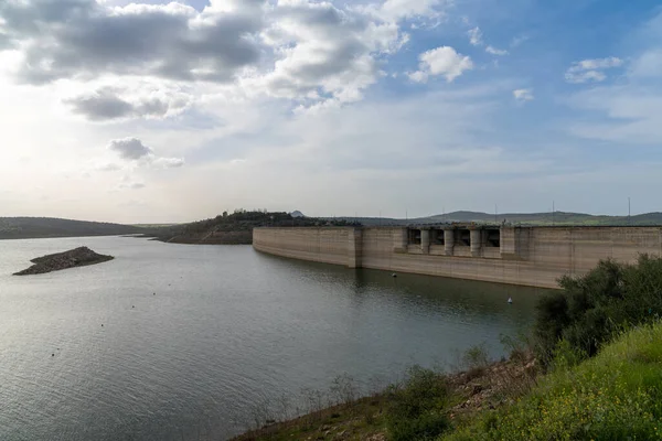 Kilátás Nyílik Nagy Alange Víztározó Gát Extremadura — Stock Fotó