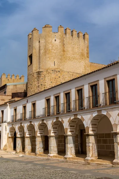 Badajoz Španělsko Března 2022 Klenuté Portikum Budova Univerzity Extremadura Palácem — Stock fotografie