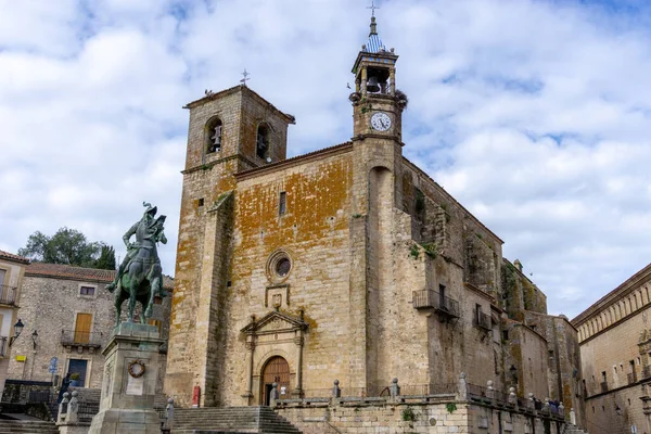 Trujillo Spagna Marzo 2022 Veduta Della Statua Della Chiesa Plaza — Foto Stock