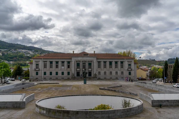 Guimaraes Portugal April 2022 View Judicial Court Guimaraes Building Square — Foto Stock