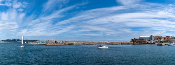 Gijon Spagna Aprile 2022 Barche Vela Entrano Nel Porto Turistico — Foto Stock