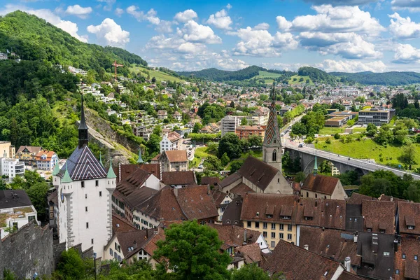 瑞士巴登 2022年5月25日 莱马特河和巴登古城中心的景观 — 图库照片