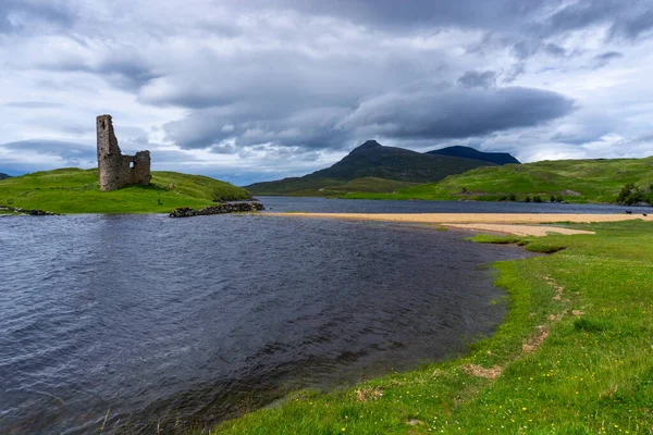 Inchnadamph Verenigd Koninkrijk Juni 2022 Uitzicht Het Ardvreck Castle Loch — Stockfoto