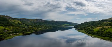 Glencar Lough 'un batı İrlanda' daki manzarası.