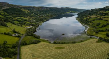 Glencar Lough 'un batı İrlanda' daki manzarası.