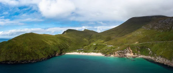 Panorama Landscape View Keem Bay Achill Island County Mayo Ireland Rechtenvrije Stockafbeeldingen