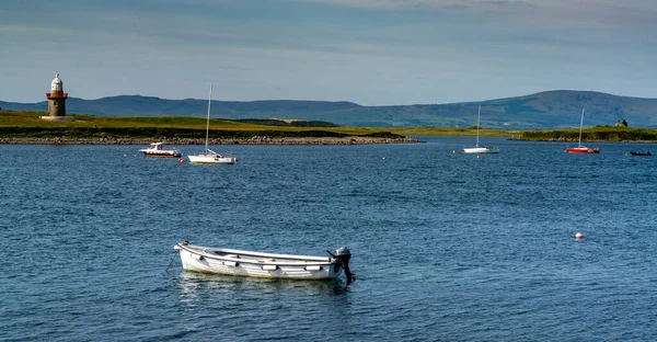 Sligo Ireland July 2022 Anchored Sailboats Rowboats Rosses Point Oyster — 图库照片